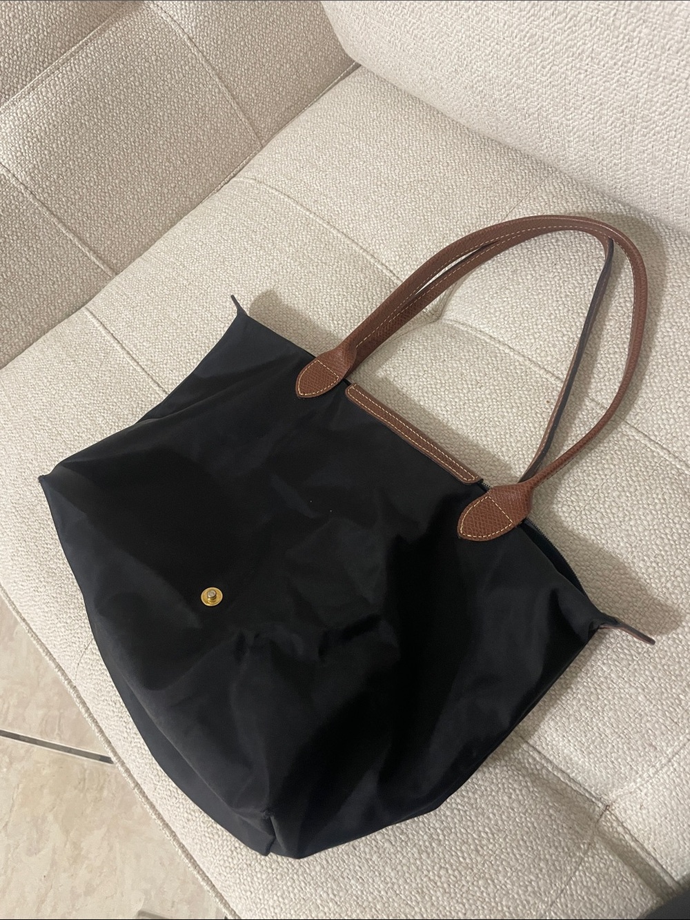 Longchamp Black Nylon Tote with Brown Leather Trim and Handles - Picture 2 of 10